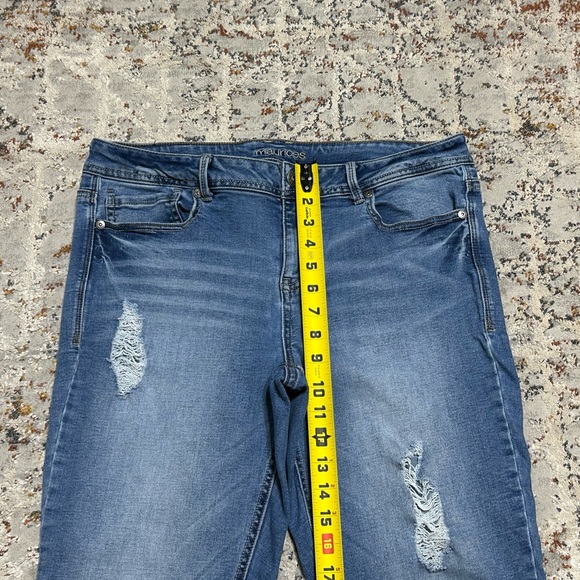 Maurices Blue Distressed Ankle Jeans - Picture 4 of 10
